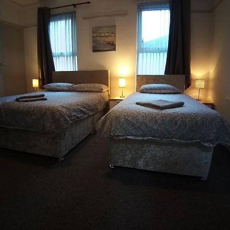 St. James Street Townhouse Belfast Bagian luar foto